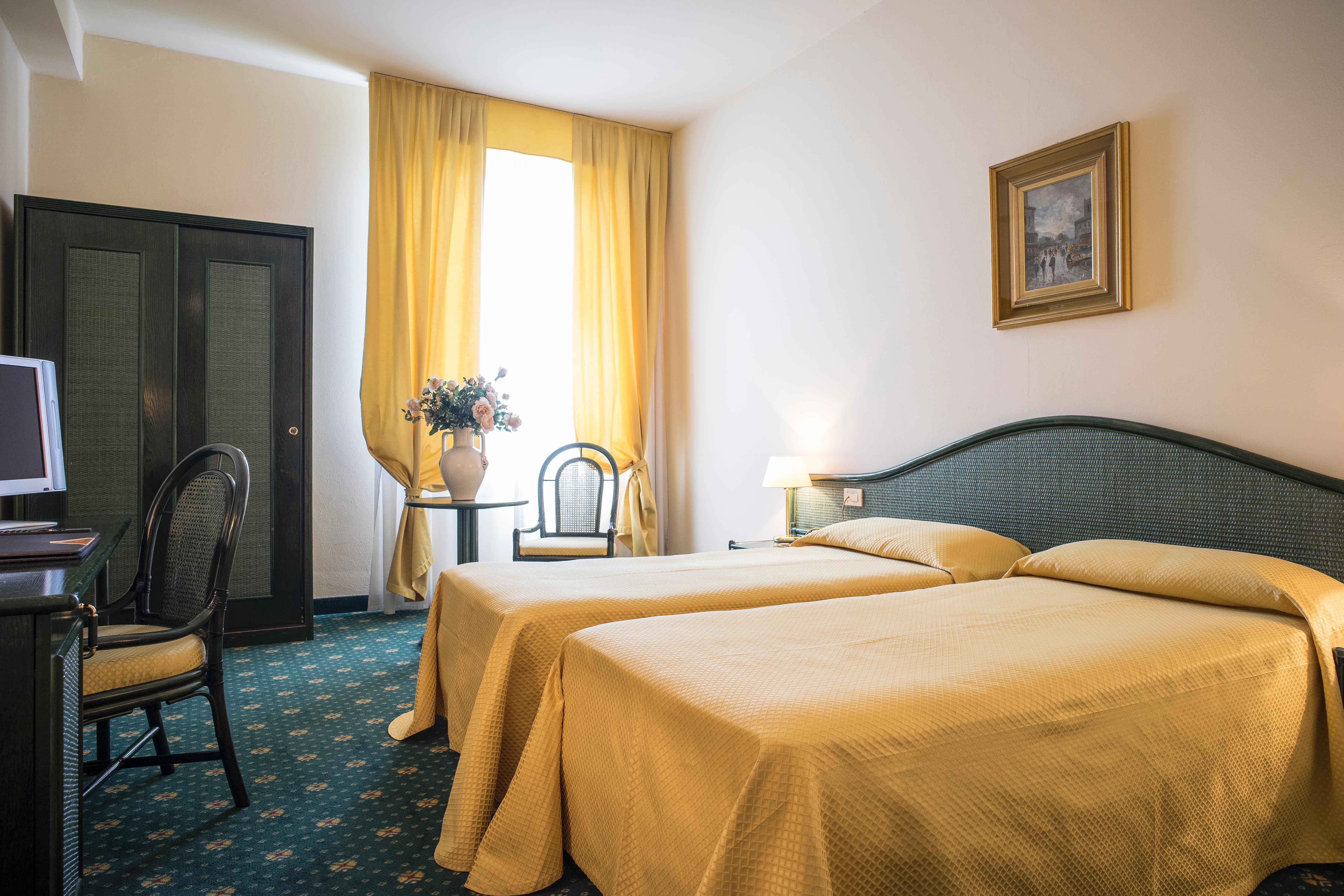 Quarto Inferiore Hilton Garden Inn Bologna North מראה חיצוני תמונה