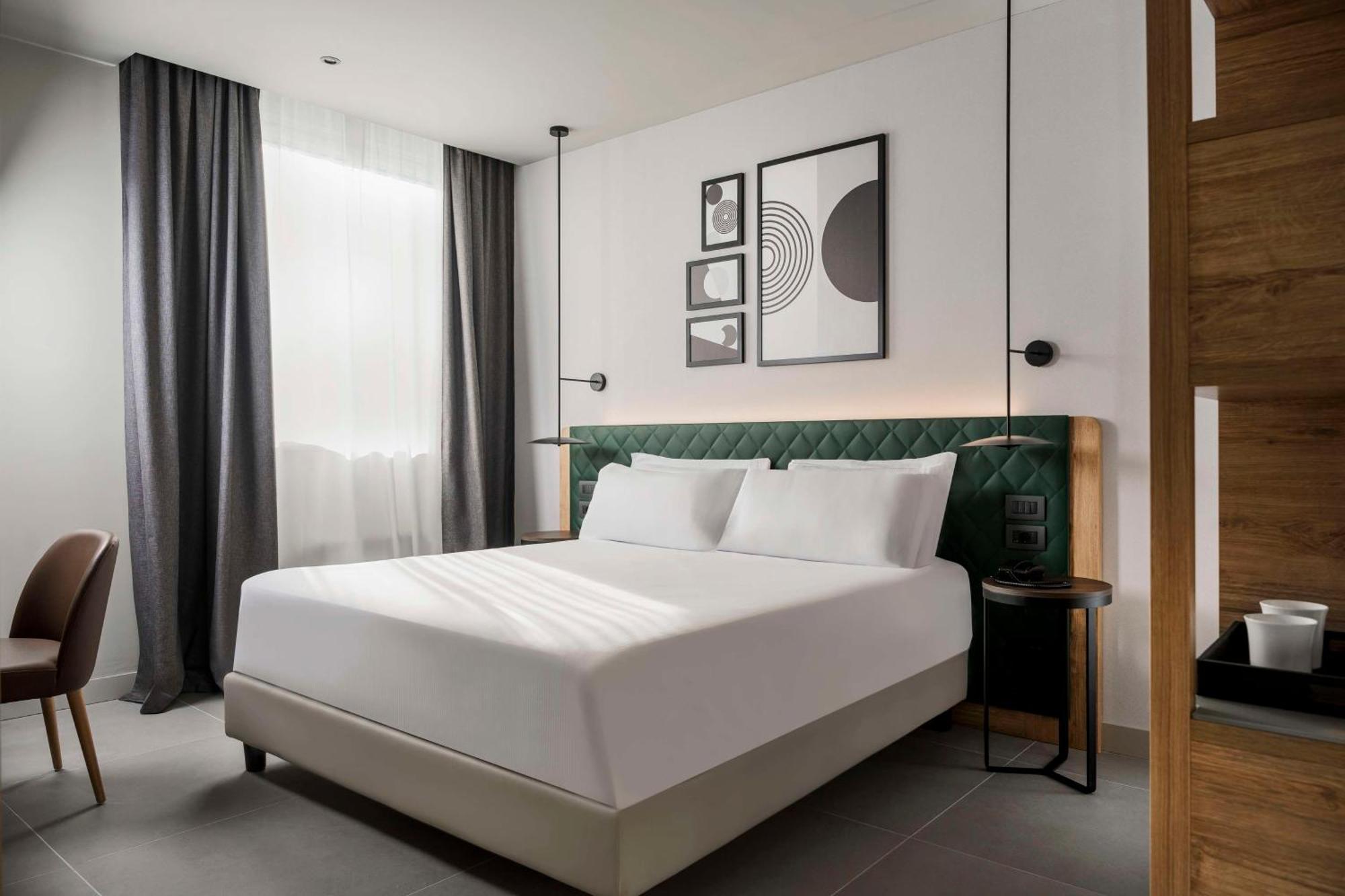 Quarto Inferiore Hilton Garden Inn Bologna North מראה חיצוני תמונה